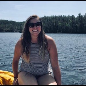 Meet your Posher, Shaina